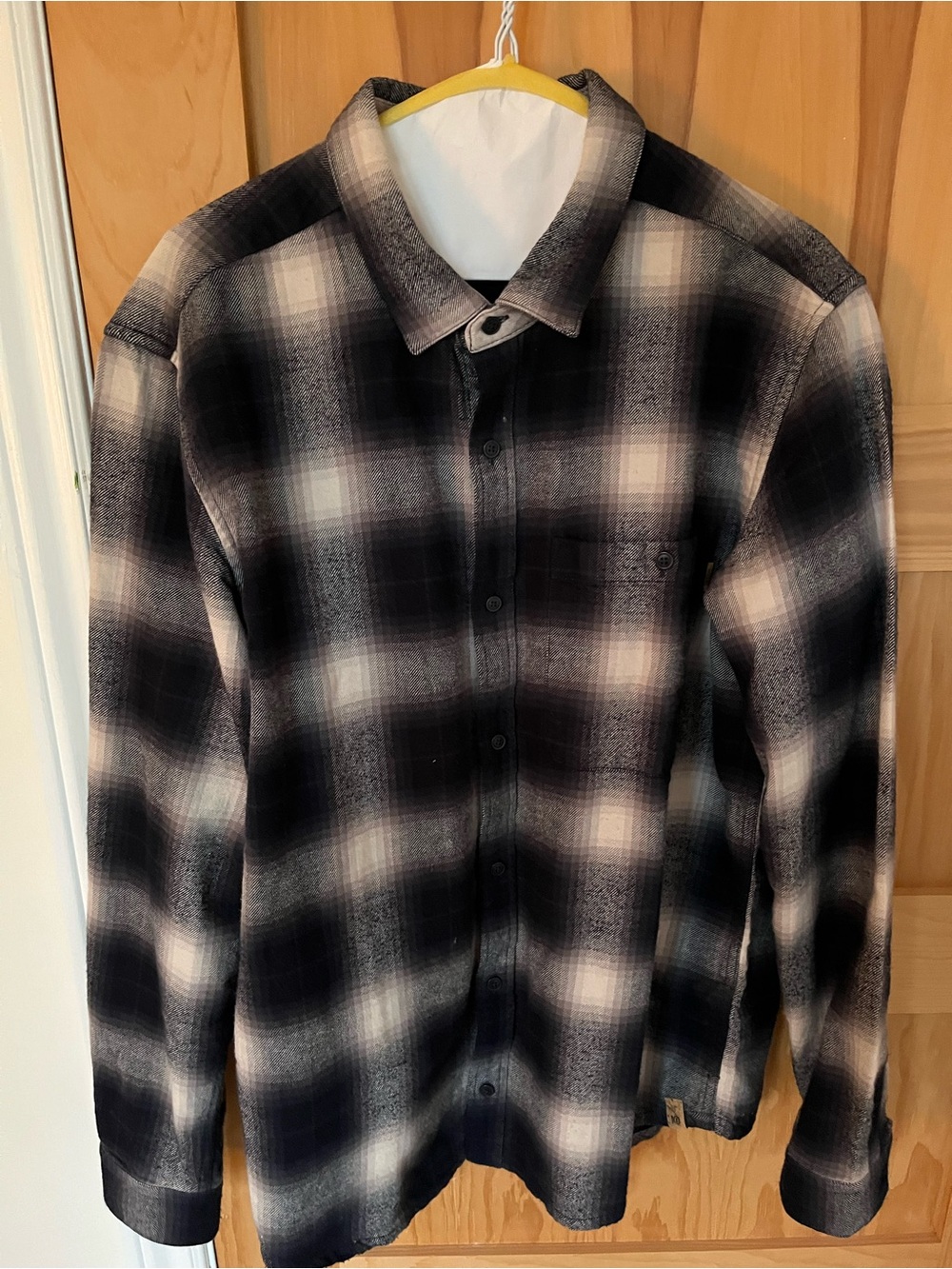 tentree Flannel Men’s Navy & White Plaid Shirt